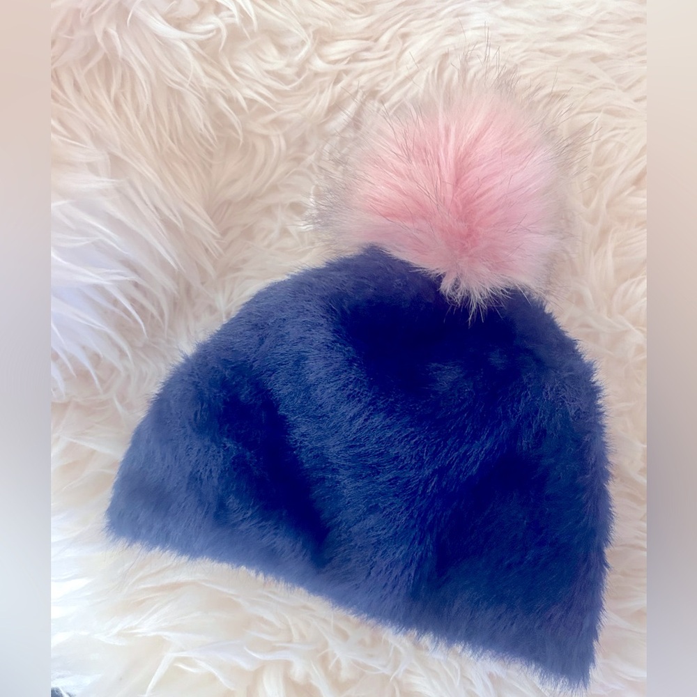 Anthropologie Toque with Pom Pom